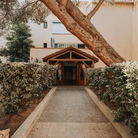 Calvi. T2 2/4 Personnes A 100 Metres De La *